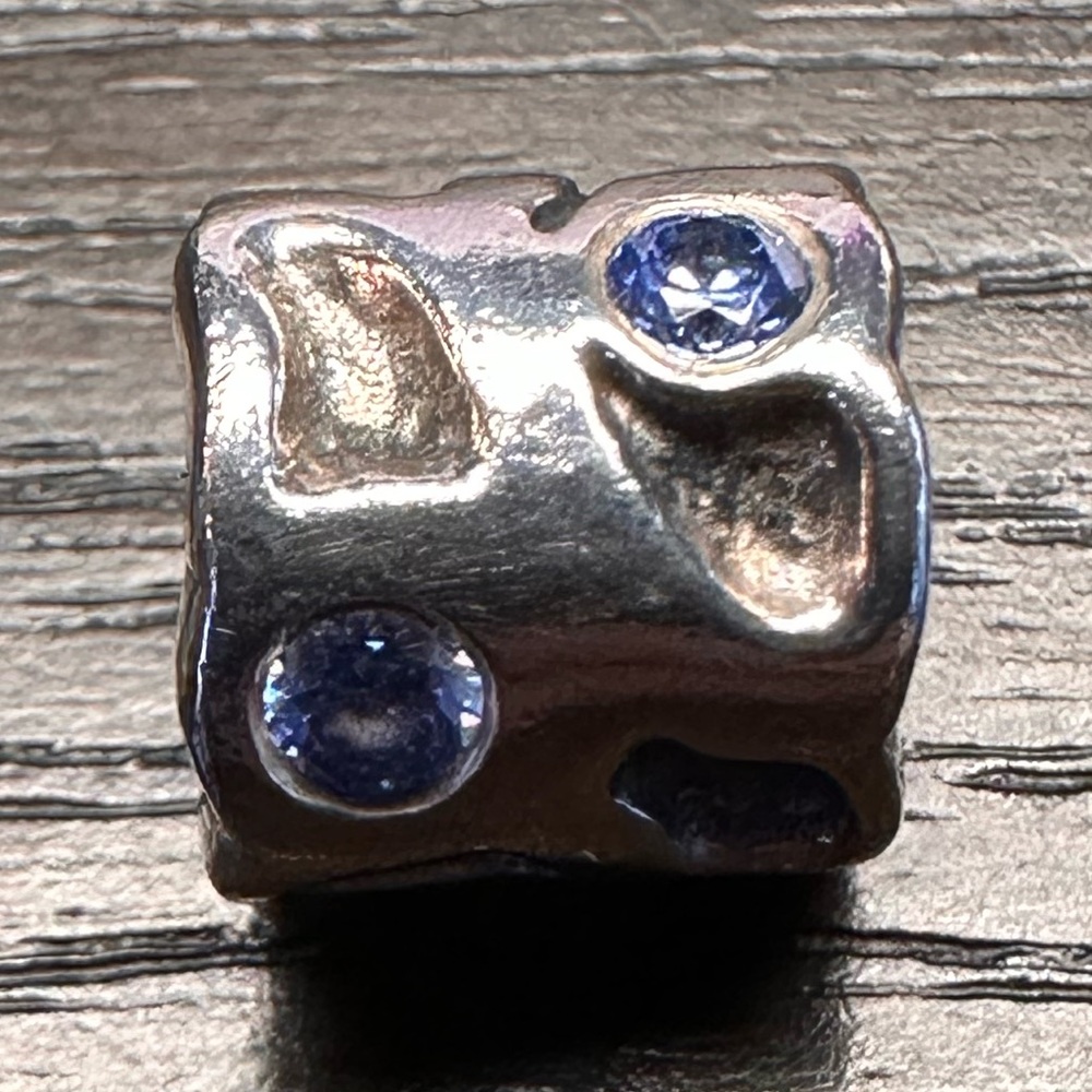 Pandora Blue Pond Charm